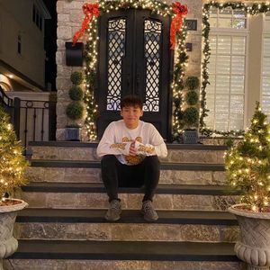 Meet your Posher, Wilson